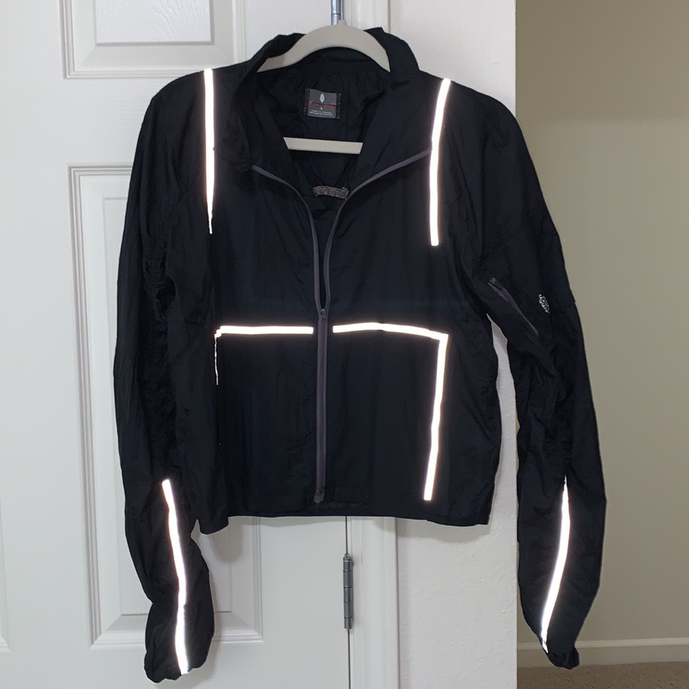 FREE PEOPLE Movement Great Escape Run Windbreaker NWOT (Black)